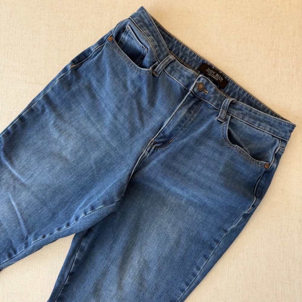 Judy Blue Los Angeles High Rise Skinny Jeans Medium Wash Blue 11/30 - Picture 8 of 9